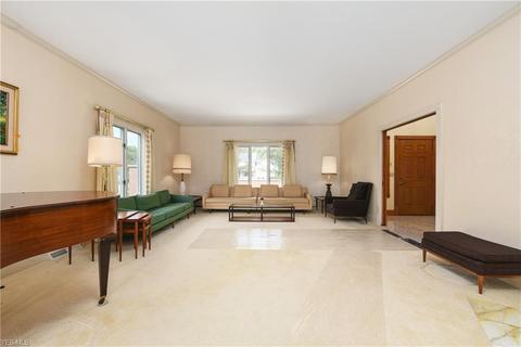 119 Vanderbilt Ct, Elyria, OH 44035 photo 7