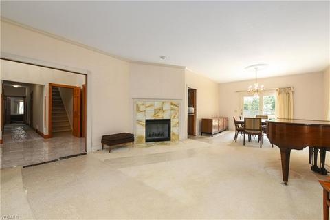 119 Vanderbilt Ct, Elyria, OH 44035 photo 6