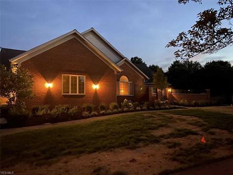 119 Vanderbilt Ct, Elyria, OH 44035 photo 5
