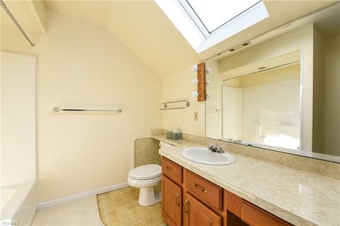 119 Vanderbilt Ct, Elyria, OH 44035 photo 23
