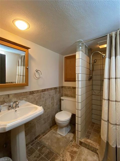 134 Maple Ave, Chardon, OH 44024 photo 22