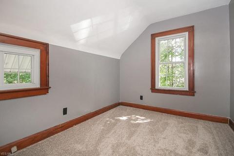225 7th St, Elyria, OH 44035 photo 22