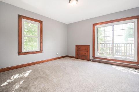 225 7th St, Elyria, OH 44035 photo 21