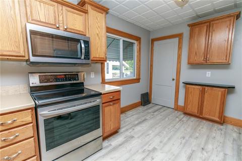 90 E Wilbeth, Akron, OH 44301 photo 10