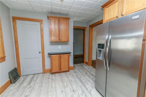 90 E Wilbeth, Akron, OH 44301 photo 9