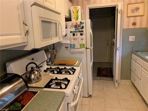 680 Bell Ave, Elyria, OH 44035 photo 8