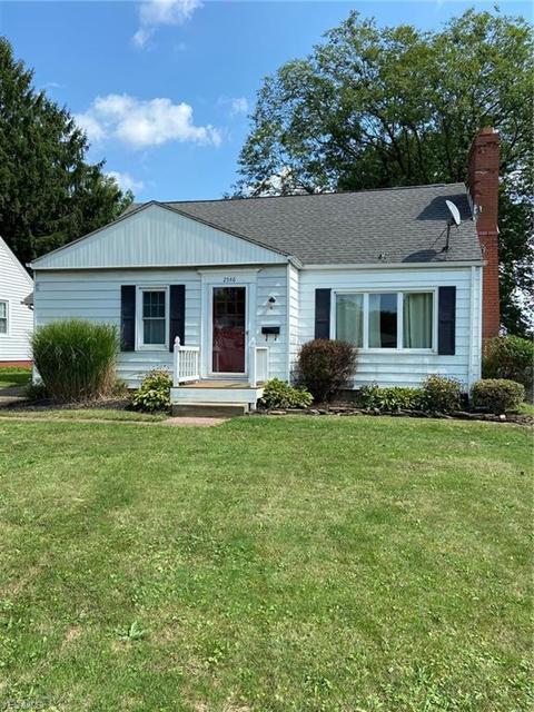 2546 Broad Ave NW, Canton, OH 44708 photo 1
