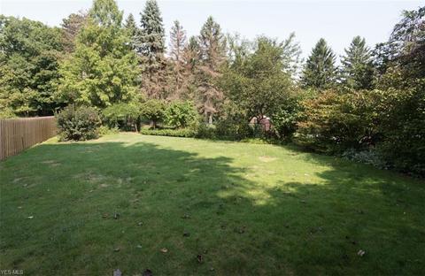 9111 Hillside Rd, Independence, OH 44131 photo 29
