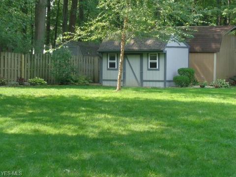 141 Vanderbilt Ct, Elyria, OH 44035 photo 33