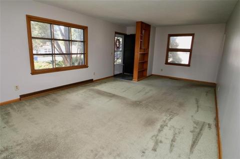 5405 Harmony Ln, Willoughby, OH 44094 photo 15