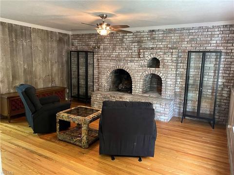 335 Vassar Ave, Elyria, OH 44035 photo 8