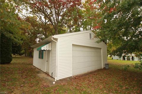 3102 Eldora Dr, Youngstown, OH 44511 photo 25