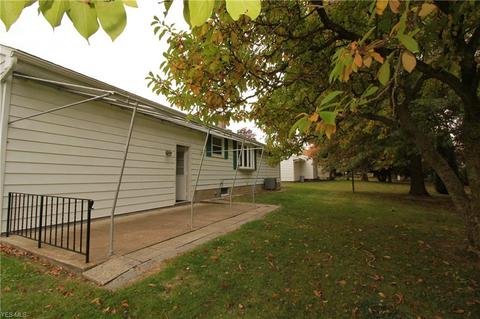 3102 Eldora Dr, Youngstown, OH 44511 photo 18