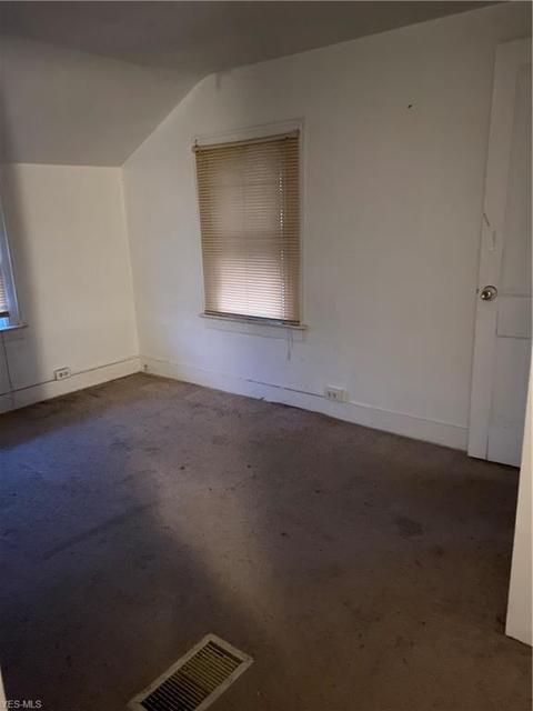 709 E 35th St, Lorain, OH 44055 photo 13