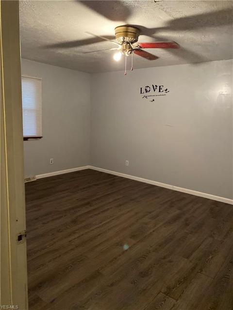 709 E 35th St, Lorain, OH 44055 photo 10