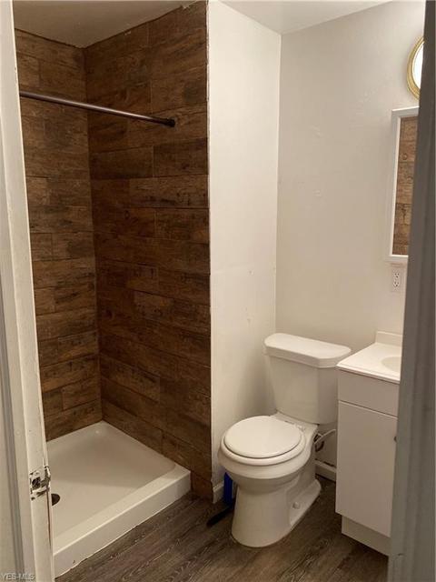 709 E 35th St, Lorain, OH 44055 photo 7