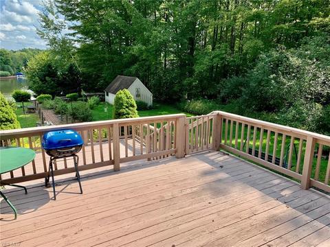 1048 Lode Star Dr, Roaming Shores, OH 44085 photo 4