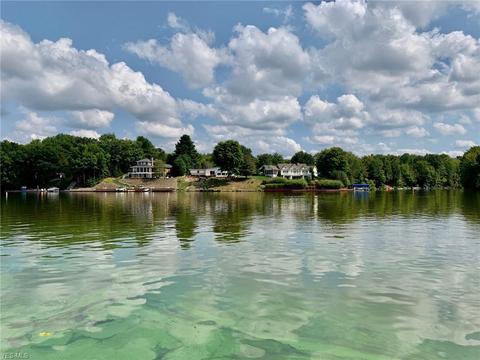 1048 Lode Star Dr, Roaming Shores, OH 44085 photo 14