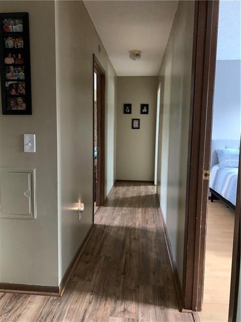 466 Hampton Dr, Elyria, OH 44035 photo 24