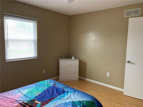 466 Hampton Dr, Elyria, OH 44035 photo 23