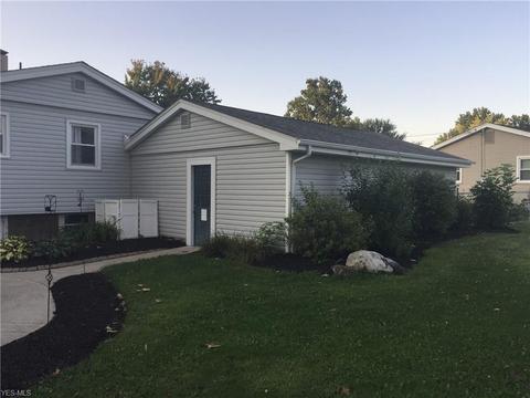 1803 Halbert Dr, Poland, OH 44514 photo 8