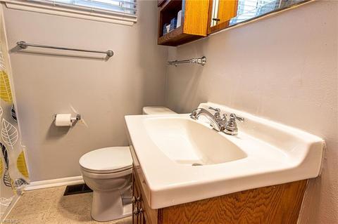 811 Concord Ave, Elyria, OH 44035 photo 28
