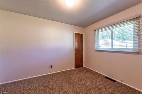 811 Concord Ave, Elyria, OH 44035 photo 23