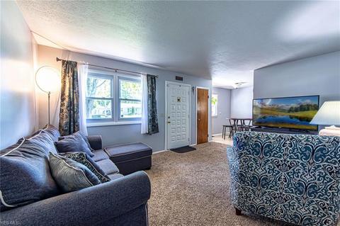 811 Concord Ave, Elyria, OH 44035 photo 16