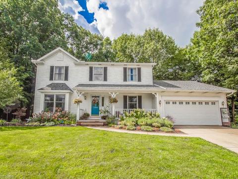 10181 S Hampton Ct, Mentor, OH 44060 photo 1