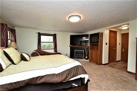 8990 Hendricks Rd, Mentor, OH 44060 photo 18
