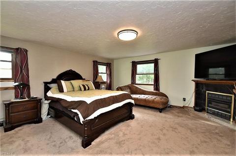 8990 Hendricks Rd, Mentor, OH 44060 photo 17