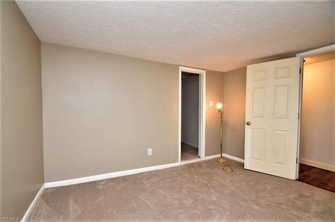 8990 Hendricks Rd, Mentor, OH 44060 photo 23