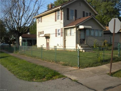 458 Eckard Ave, Akron, OH 44314 photo 1