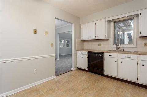177 Timberlane Dr, Elyria, OH 44035 photo 10