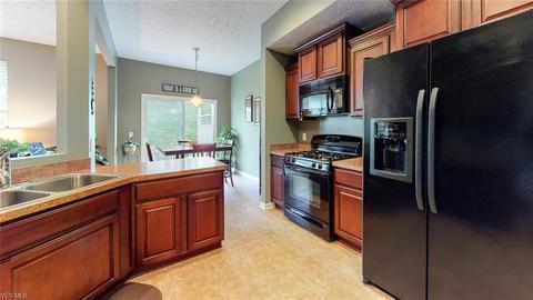 443 Turner Dr, Copley, OH 44321 photo 9