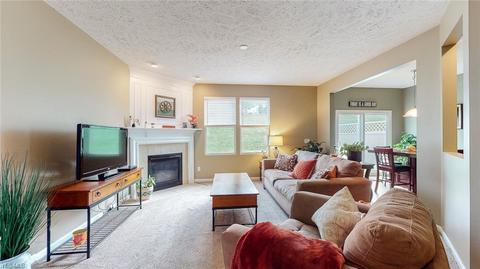 443 Turner Dr, Copley, OH 44321 photo 2