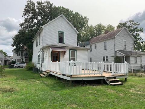 423 E 7th St, Dover, OH 44622 photo 2
