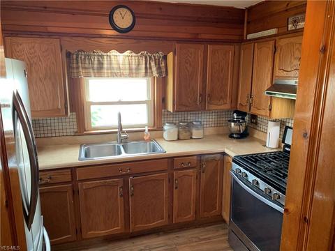 193 Wilson St, Struthers, OH 44471 photo 8