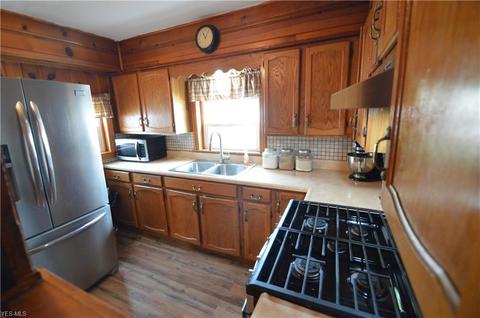 193 Wilson St, Struthers, OH 44471 photo 5