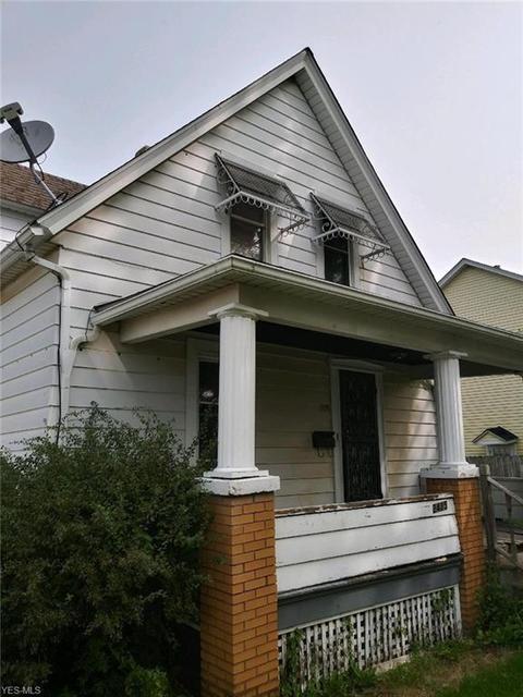 2435 E 33rd St, Lorain, OH 44055 photo 2