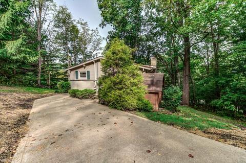 511 E Mohawk Dr, Malvern, OH 44644 photo 24
