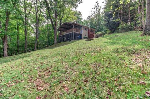 511 E Mohawk Dr, Malvern, OH 44644 photo 22