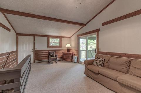 511 E Mohawk Dr, Malvern, OH 44644 photo 5