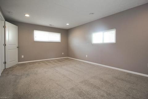 1883 E 37 St, Lorain, OH 44055 photo 10