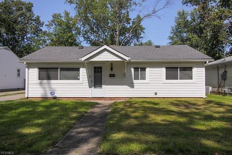 1883 E 37 St, Lorain, OH 44055 photo 1