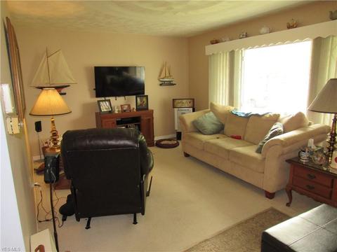 3031 Saybula Dr, Ashtabula, OH 44004 photo 4