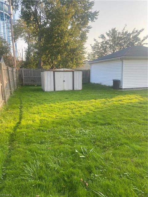 581 Willow Park Rd, Elyria, OH 44035 photo 12