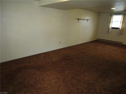 120 Valley Forge Cir, Elyria, OH 44035 photo 11