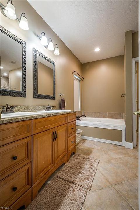 4555 Sandy Ave SE, Canton, OH 44707 photo 26