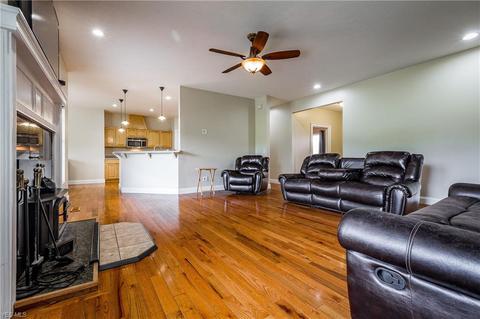 4555 Sandy Ave SE, Canton, OH 44707 photo 16